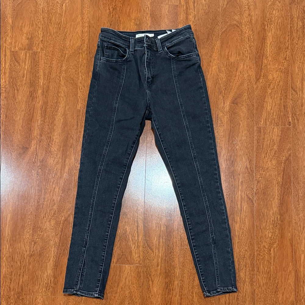 LEVI 721 High Rise Skinny Black Women's Jeans